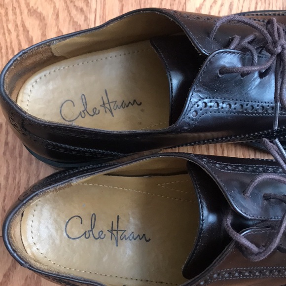 COLE HAAN “Nike Air” technology WINGTIP DRESS SHOES DARK BROWN / OXBLOOD LEATHER - Picture 2 of 9